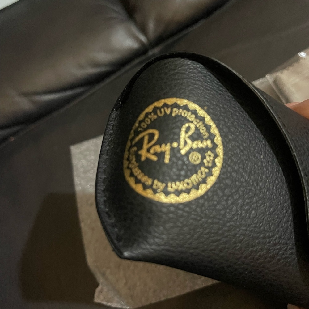 Ray-Ban Black Case for glasses with soft cloth cleaner NEW